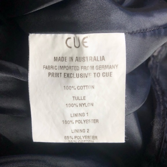 🌿 CUE 🌿 sleeveless floral fit and flare dress size 12 - Picture 9 of 10